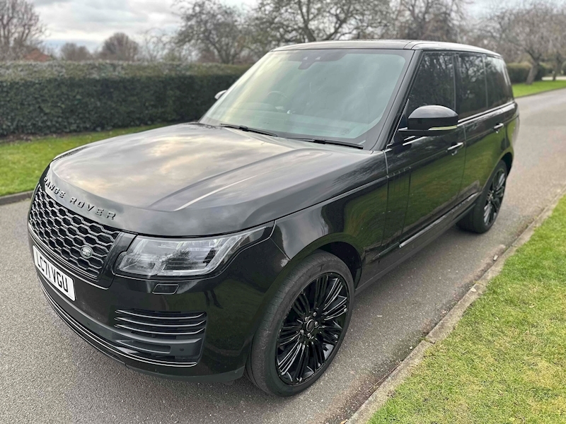 Land Rover 3.0 D300 MHEV Westminster Black SUV 5dr Diesel Auto 4WD Euro 6 (s/s) (300 ps)