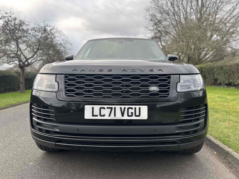 Land Rover 3.0 D300 MHEV Westminster Black SUV 5dr Diesel Auto 4WD Euro 6 (s/s) (300 ps)