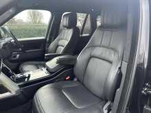 Land Rover Range Rover D300 MHEV Westminster Black