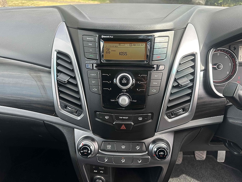 SsangYong D CSE Panel Van 2.2 Manual Diesel