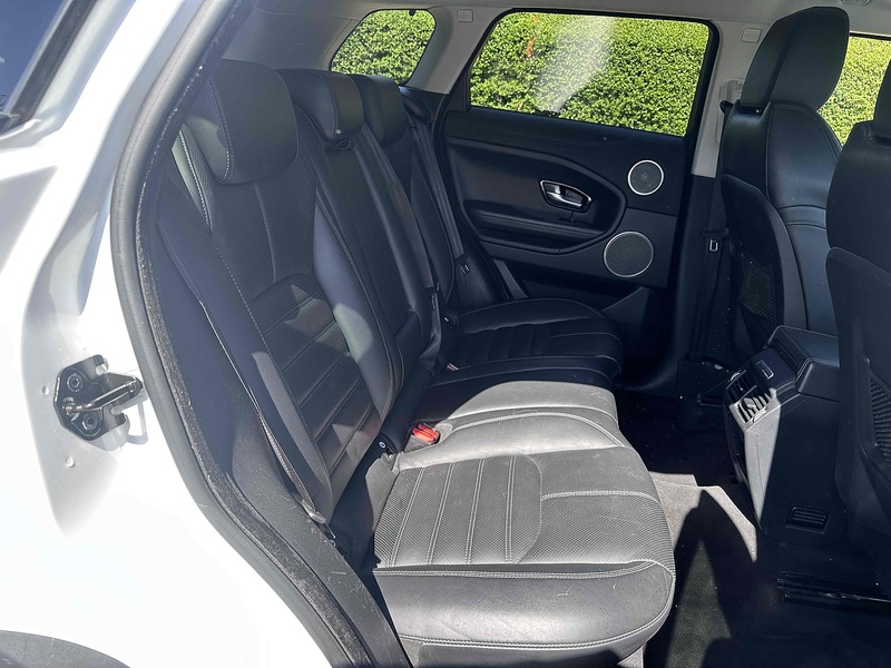 Land Rover 2.0 TD4 HSE Dynamic SUV 5dr Diesel Auto 4WD Euro 6 (s/s) (180 ps)