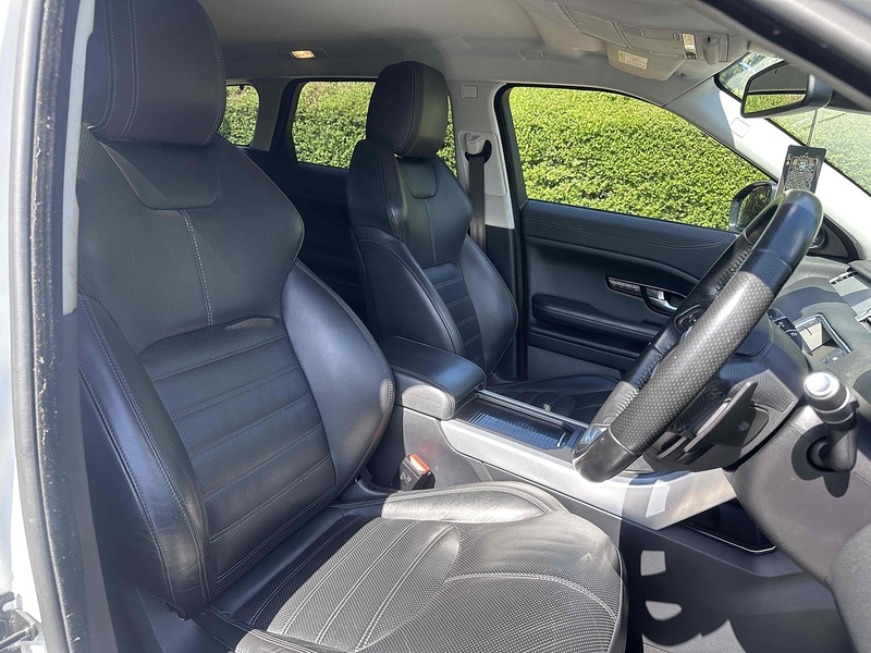 Land Rover 2.0 TD4 HSE Dynamic SUV 5dr Diesel Auto 4WD Euro 6 (s/s) (180 ps)