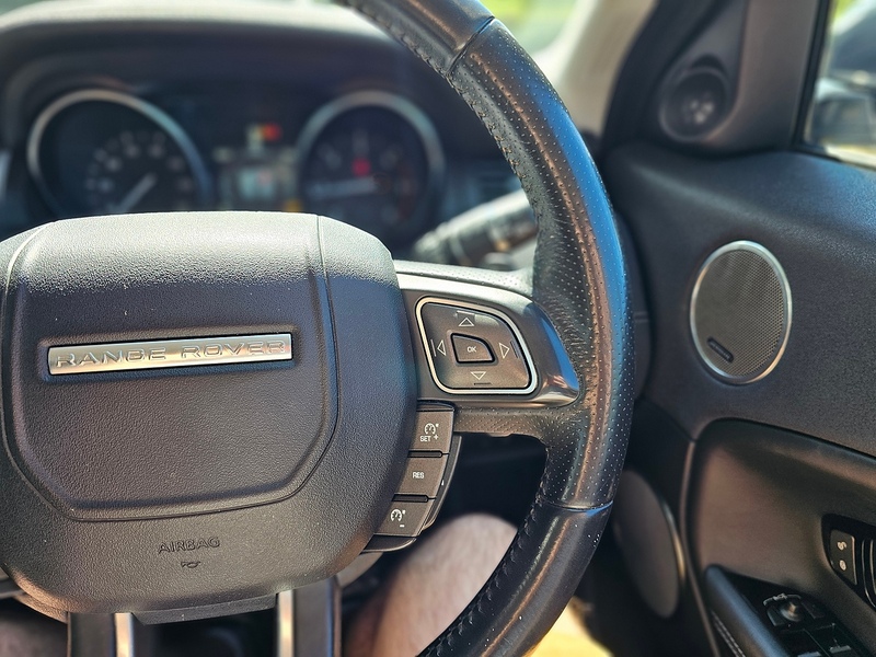 Land Rover 2.0 TD4 HSE Dynamic SUV 5dr Diesel Auto 4WD Euro 6 (s/s) (180 ps)