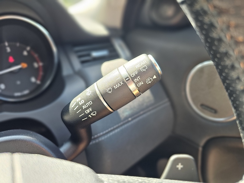 Land Rover 2.0 TD4 HSE Dynamic SUV 5dr Diesel Auto 4WD Euro 6 (s/s) (180 ps)