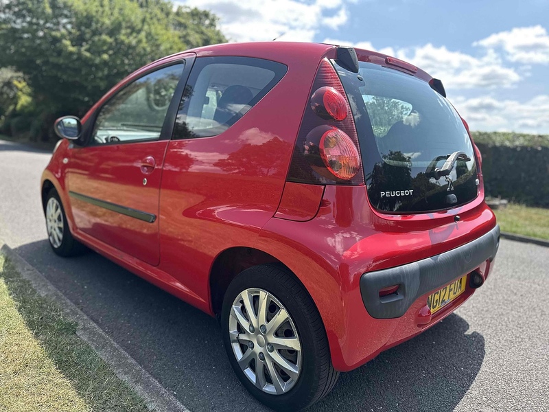 Peugeot 1.0 12V Active Hatchback 3dr Petrol Manual Euro 5 (68 ps)