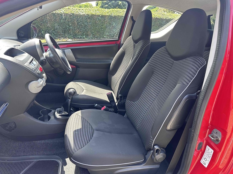 Peugeot 1.0 12V Active Hatchback 3dr Petrol Manual Euro 5 (68 ps)