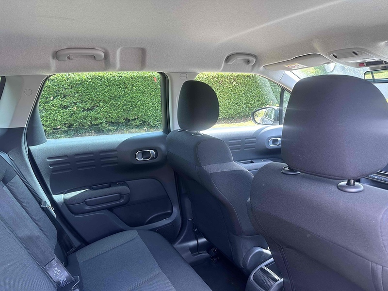 Citroen PureTech Shine SUV 1.2 Manual Petrol