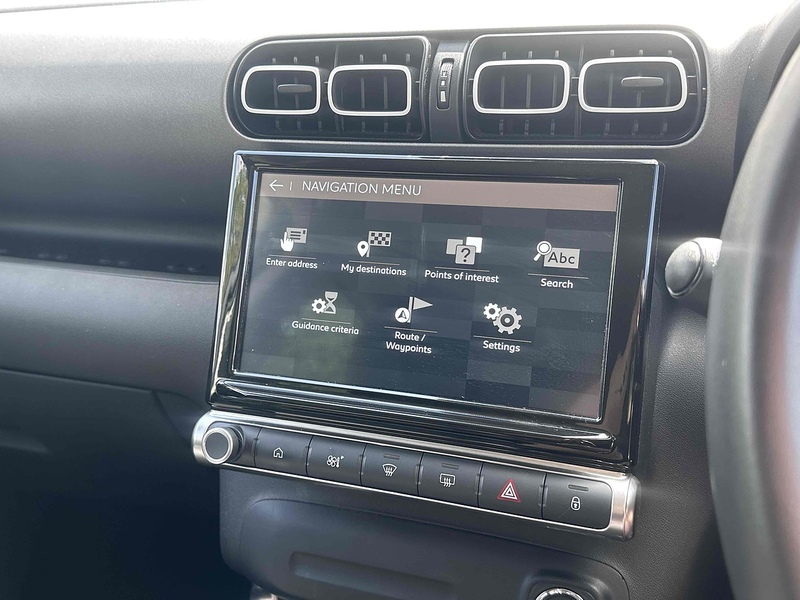 Citroen PureTech Shine SUV 1.2 Manual Petrol