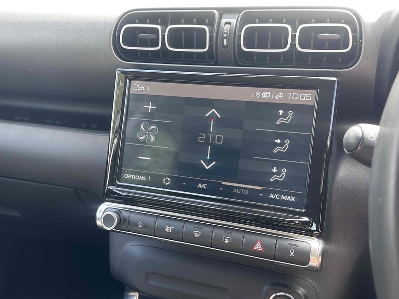 Citroen PureTech Shine SUV 1.2 Manual Petrol