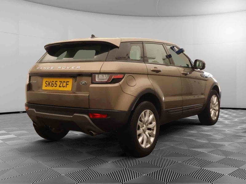 Land Rover 2.0 TD4 SE Tech SUV 5dr Diesel Auto 4WD Euro 6 (s/s) (180 ps)