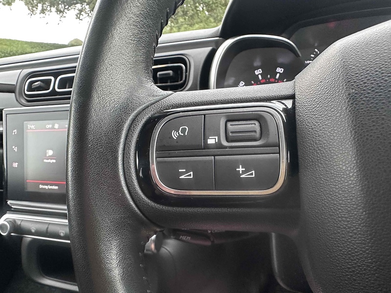 Citroen 1.2 PureTech Flair Hatchback 5dr Petrol Manual Euro 6 (82 ps)