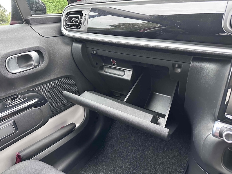 Citroen 1.2 PureTech Flair Hatchback 5dr Petrol Manual Euro 6 (82 ps)