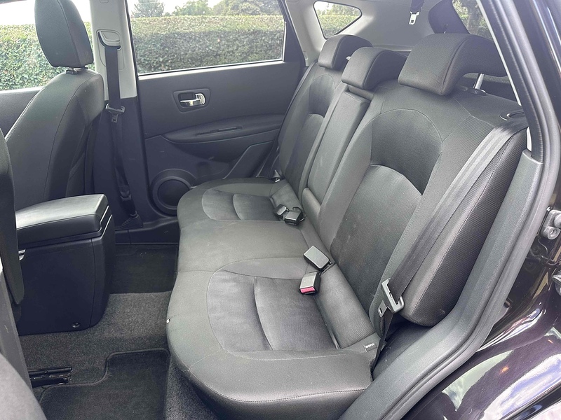 Nissan 2.0 dCi n-tec SUV 5dr Diesel Manual 2WD Euro 5 (150 ps)