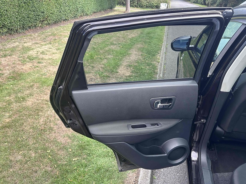 Nissan 2.0 dCi n-tec SUV 5dr Diesel Manual 2WD Euro 5 (150 ps)