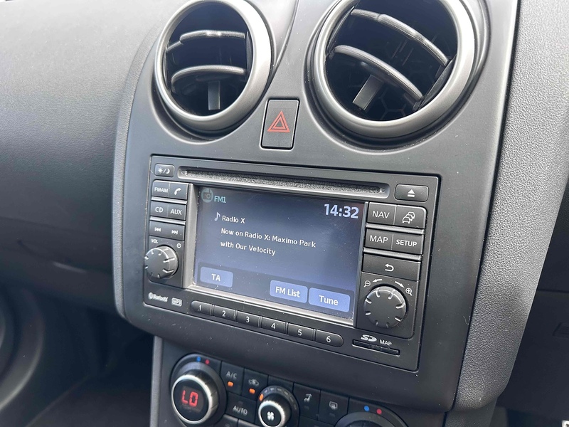 Nissan 2.0 dCi n-tec SUV 5dr Diesel Manual 2WD Euro 5 (150 ps)