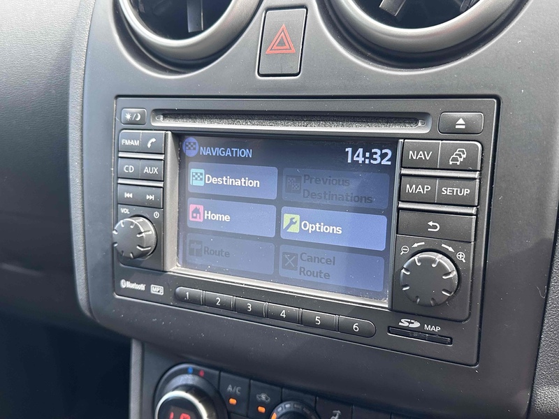 Nissan 2.0 dCi n-tec SUV 5dr Diesel Manual 2WD Euro 5 (150 ps)