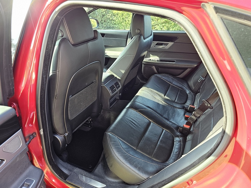 Jaguar d R-Sport Saloon 2.0 Automatic Diesel