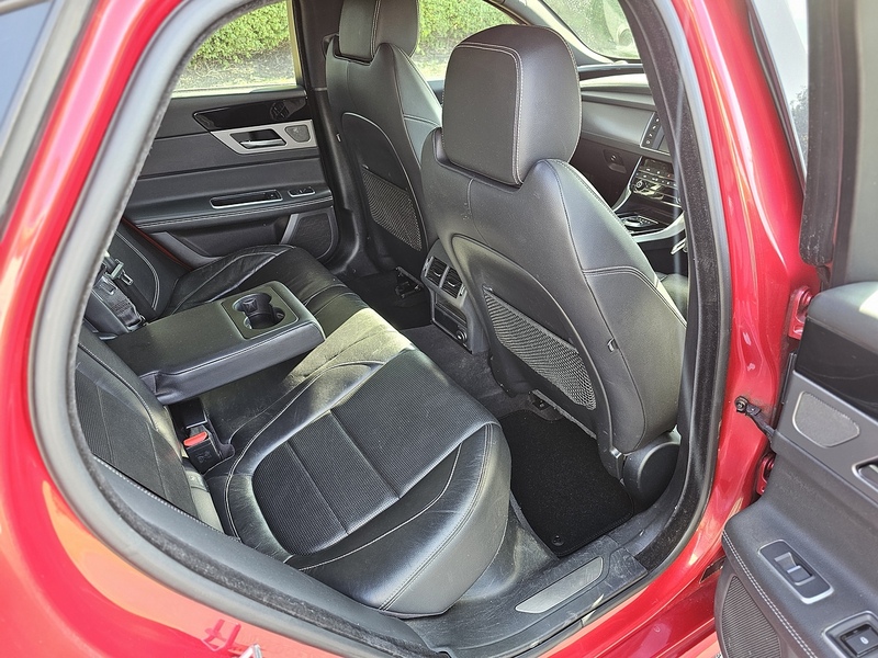 Jaguar d R-Sport Saloon 2.0 Automatic Diesel