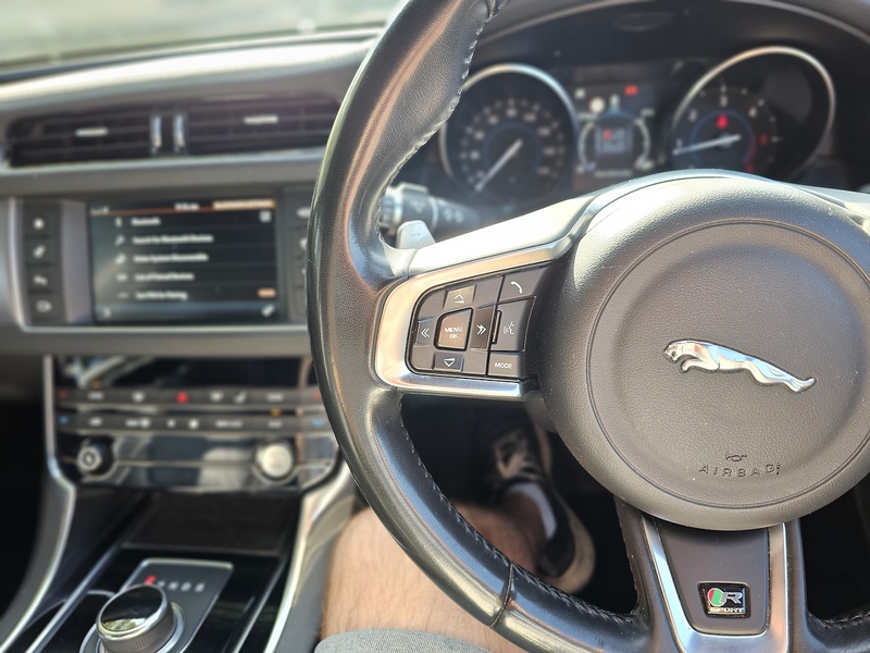 Jaguar d R-Sport Saloon 2.0 Automatic Diesel