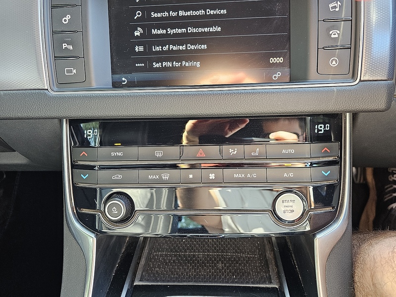 Jaguar d R-Sport Saloon 2.0 Automatic Diesel