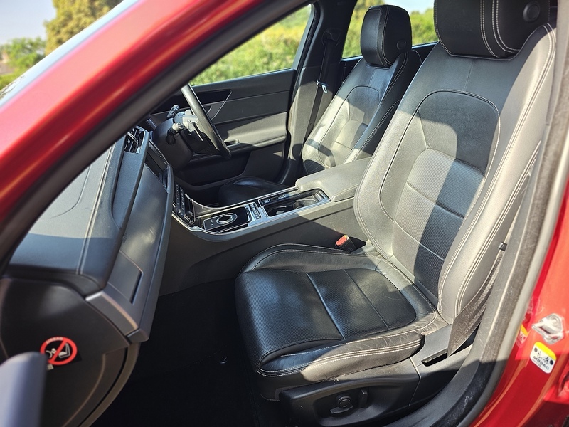 Jaguar d R-Sport Saloon 2.0 Automatic Diesel