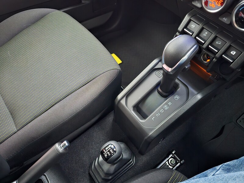 Suzuki Sierra 4WD JC 1.5 3dr SUV Automatic Petrol