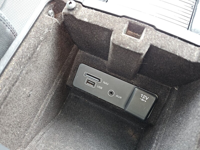 Land Rover 2.2 SD4 HSE SUV 5dr Diesel Auto 4WD Euro 5 (s/s) (190 ps)