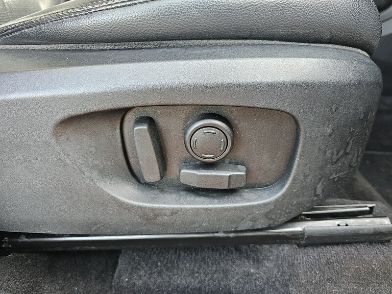 Land Rover 2.2 SD4 HSE SUV 5dr Diesel Auto 4WD Euro 5 (s/s) (190 ps)