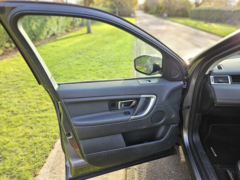 Land Rover 2.2 SD4 HSE SUV 5dr Diesel Auto 4WD Euro 5 (s/s) (190 ps)