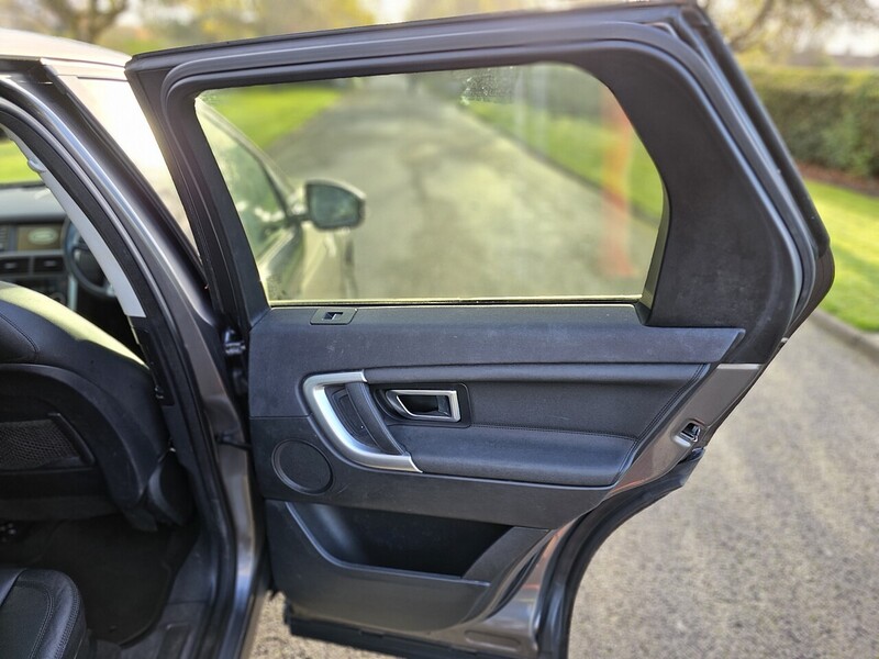 Land Rover 2.2 SD4 HSE SUV 5dr Diesel Auto 4WD Euro 5 (s/s) (190 ps)