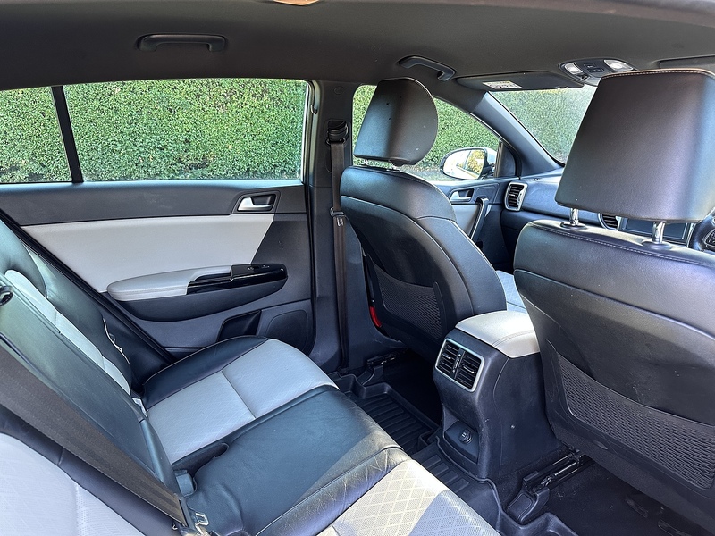 Kia CRDi GT-Line Edition SUV 1.7 Manual Diesel