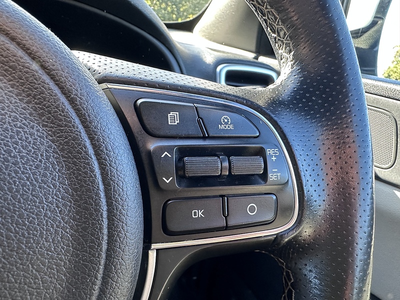 Kia CRDi GT-Line Edition SUV 1.7 Manual Diesel