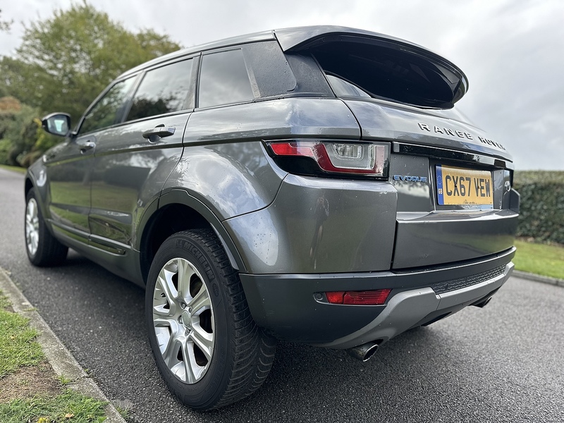 Land Rover eD4 SE Tech SUV 2.0 Manual Diesel