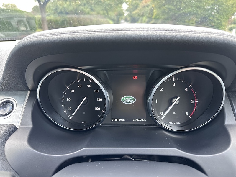 Land Rover eD4 SE Tech SUV 2.0 Manual Diesel