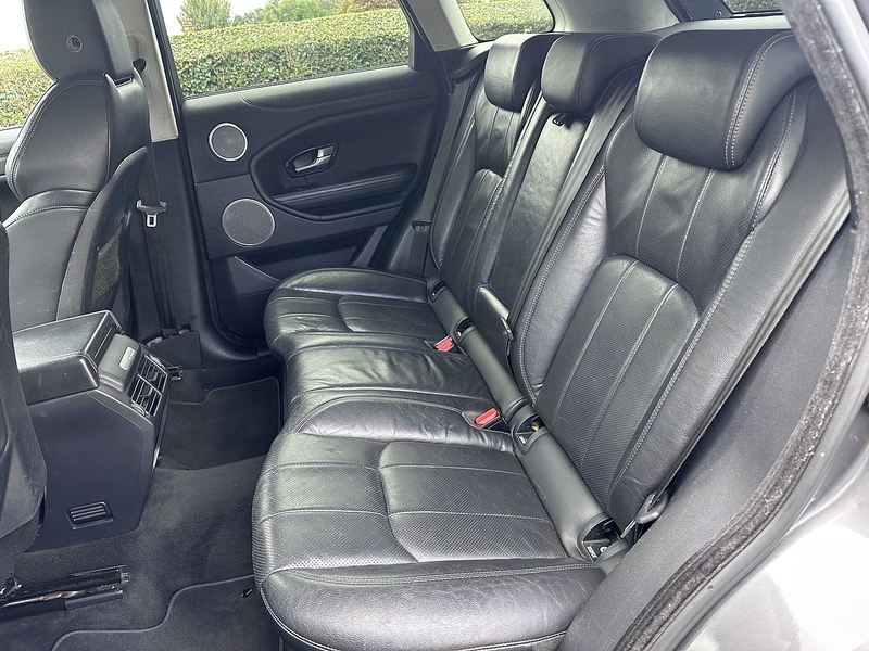 Land Rover eD4 SE Tech SUV 2.0 Manual Diesel