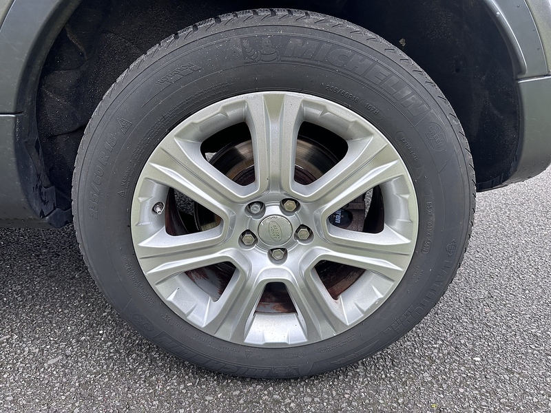 Land Rover eD4 SE Tech SUV 2.0 Manual Diesel