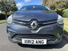 Renault Clio TCe Signature Nav