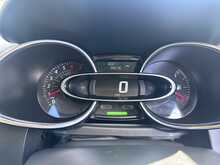 Renault Clio TCe Signature Nav