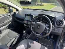 Renault Clio TCe Signature Nav