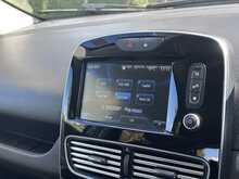 Renault Clio TCe Signature Nav