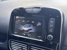 Renault Clio TCe Signature Nav