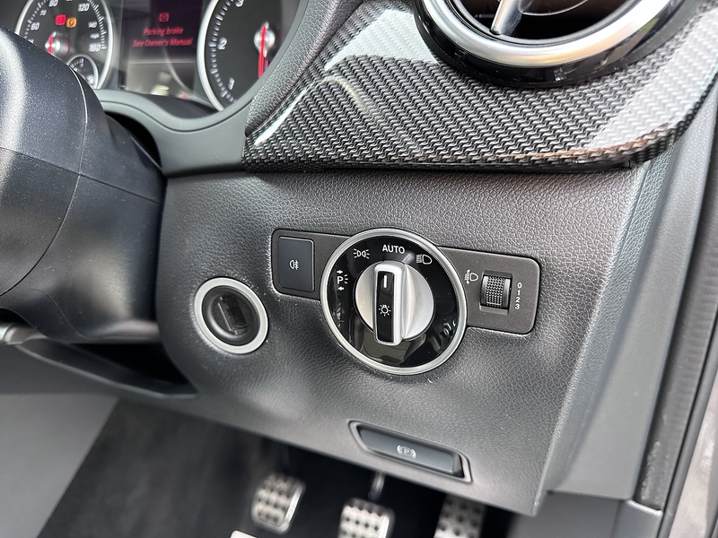 Mercedes-Benz B200d AMG Line MPV 2.1 Manual Diesel