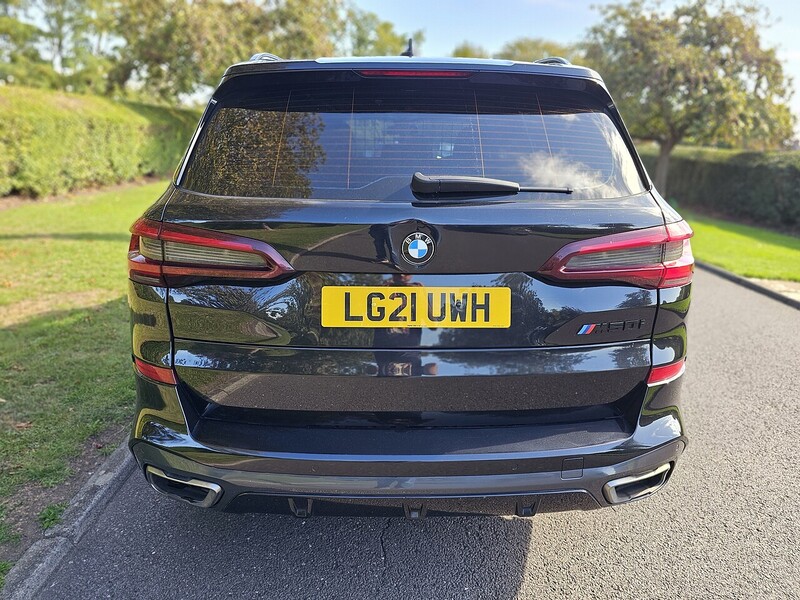 BMW M50i V8 SUV 4.4 Automatic Petrol