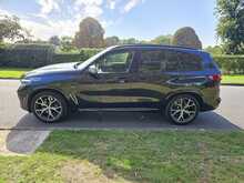BMW X5 M50i V8 