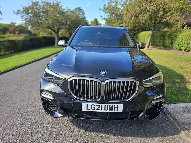 BMW M50i V8 SUV 4.4 Automatic Petrol