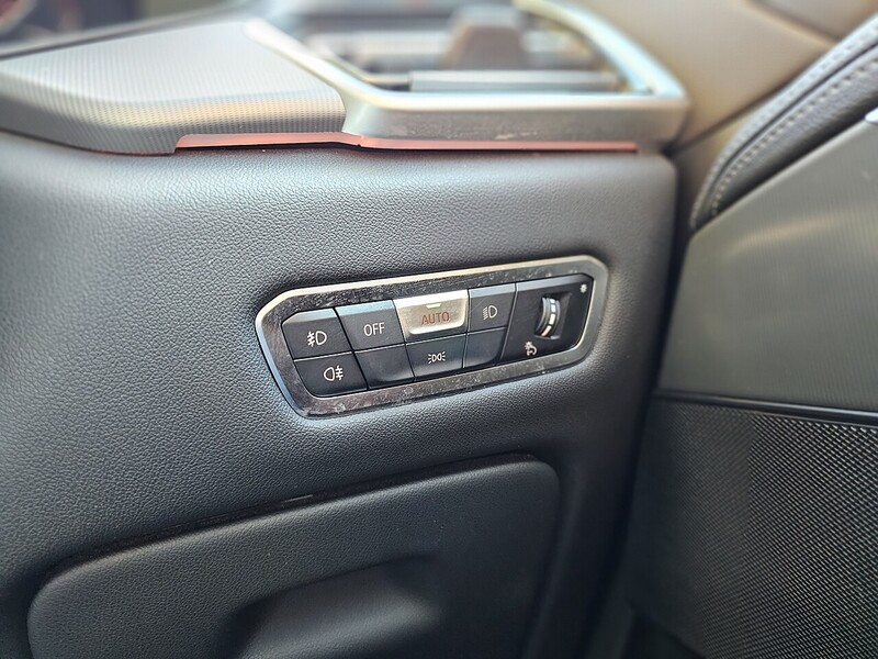 BMW M50i V8 SUV 4.4 Automatic Petrol