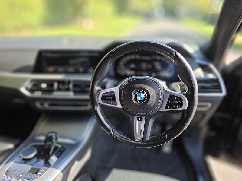 BMW M50i V8 SUV 4.4 Automatic Petrol