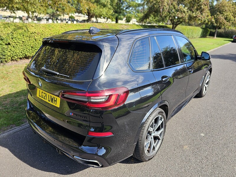 BMW M50i V8 SUV 4.4 Automatic Petrol