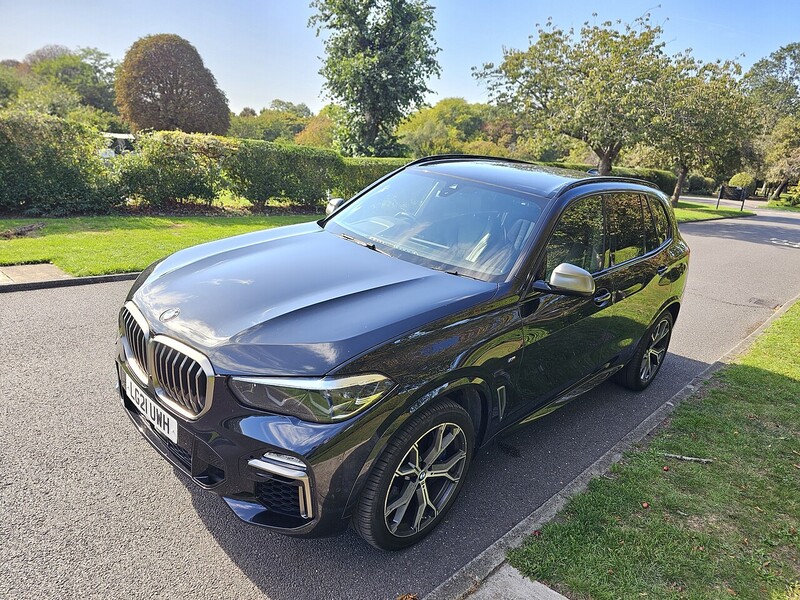 BMW M50i V8 SUV 4.4 Automatic Petrol