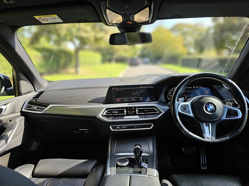 BMW M50i V8 SUV 4.4 Automatic Petrol